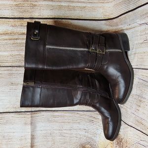 Girls brown zip up boots
